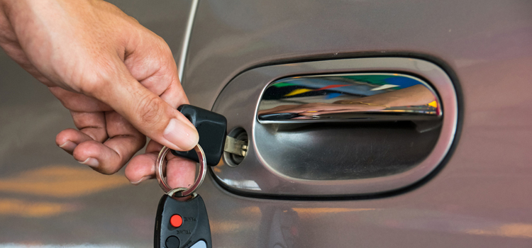 Car door lock repair in La Palma